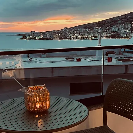 Adore Luxury Apartment *